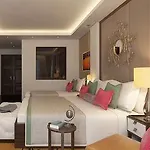 Rising Dragon Paradise Hotel